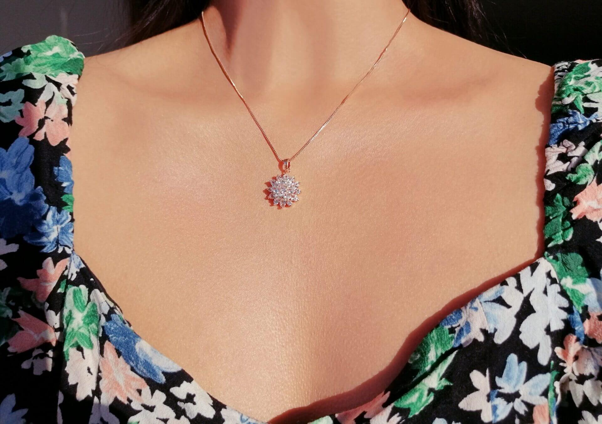 "Diamond Sunflower" | 18K Necklace