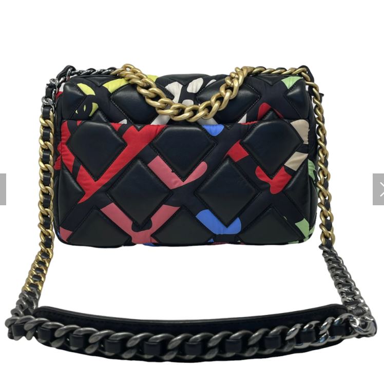 Chanel AS3631 2022 new hippie underarm Hobo bag Lambskin Dark Green -  Wholesales High Quality Handbags Store